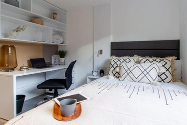 1 bed studio, Curzon Street, Hockley, Nottingham, NG31BE - Image 3